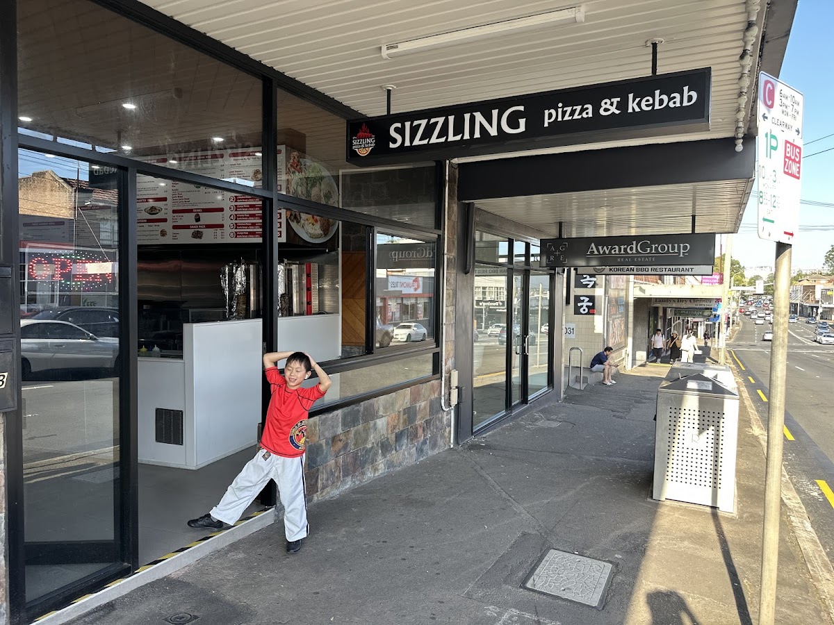 Sizzling Pizza & Kebab